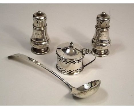 CONDIMENTS ETC.
A pair of silver pepperettes, a small drum mustard & a George III toddy ladle.