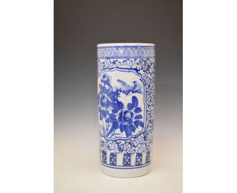 Blue and white pottery umbrella/stick holder   Condition: 