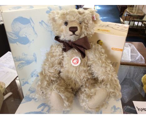 A Steiff British collectors teddy bear 2010 no.349.