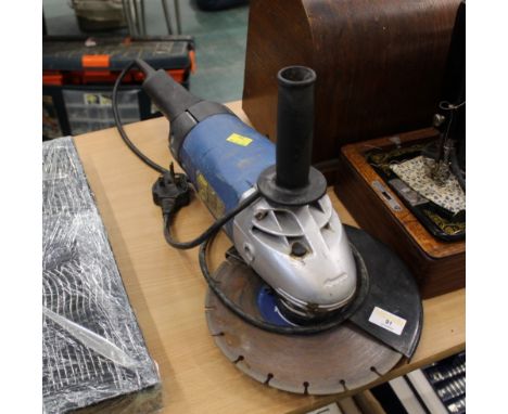 Powercraft angle grinder 
