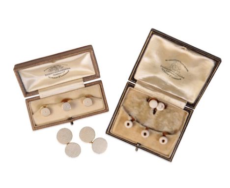 SET OF THREE GENTLEMAN'S 18CT GOLD AND WHITE ENAMEL DRESS STUDS, in a fitted "Goldsmith &amp; Silversmith company Ltd London"