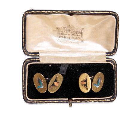 PAIR OF GENTLEMAN'S 18CT GOLD AND ENAMEL CUFFLINK'S, of oval form, decorated with a drake and cocked hat, chain connections, 