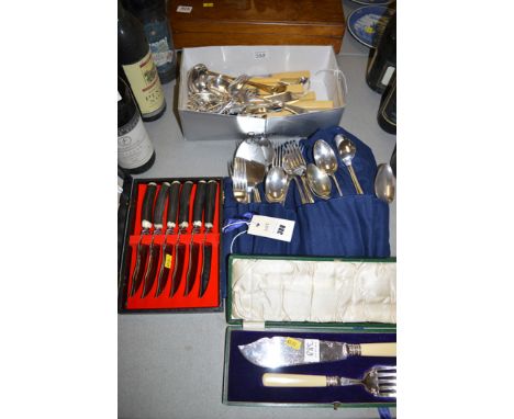 Miscellaneous plated flatware, to include: steak knives by K. Bright Ltd., Sheffield, with horn handles, cased; fish servers;
