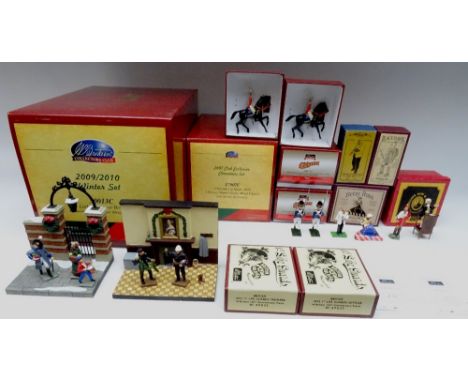 Britains Club and Souvenir Medley 17907 'Christmas in Natal' and 50013C 'The Little Drummer Boy' (gate arch damaged), 49032 a