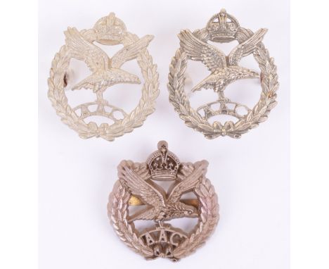 WW2 Army Air Corps Cap Badges, consisting of WW2 war economy plastic example with A Stanley & Sons, Walsall makers mark and t