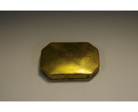 An 18th century Dutch brass snuff or tobacco box