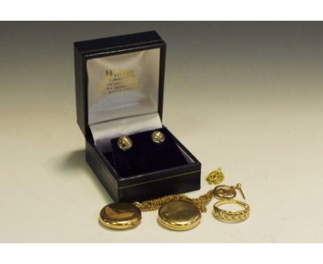 A 9ct gold and stone chip ring; a 9ct gold chain; gold plated chain and lockets etc.