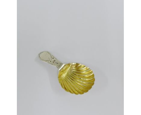 Georgian silver gilt caddy spoon, 7.5cm 