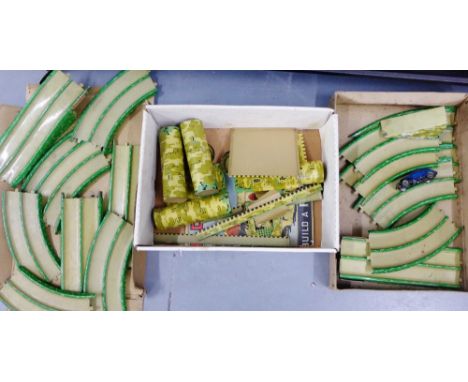 Marx boxed tin plate streamline speedway set with one car, plus Ubilda metal fort construction kit, (a lot) 