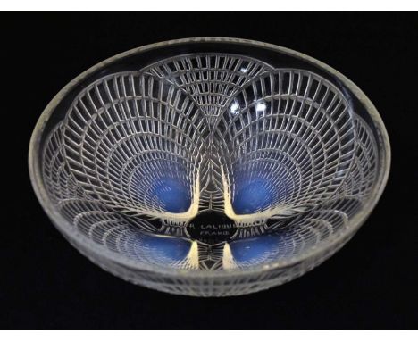 René Lalique (1860-1945) – 'Coquilles' clear and opalescent glass coupe, wheel cut mark 'R LALIQUE FRANCE', 13cm diameter