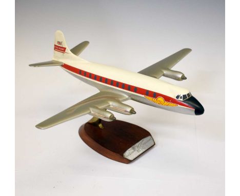 Aviation Interest - Vickers Viscount 810 840 1:72 scale metal desktop display model by Westway Models, the aircraft in white,