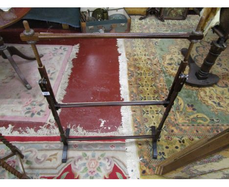 Tapestry stretcher