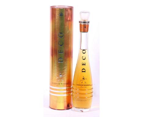 JOHNNIE WALKER DECO blended Scotch whisky, bottled in glass decanter of skittle form 40% vol. 35cl, boxed.