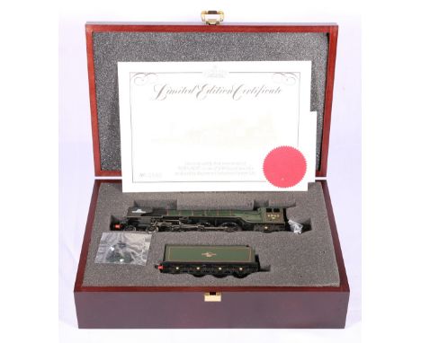 Bachmann Branch Line OO gauge 4-6-2 Tornado locomotive and tender 60163 BR with certificate of authenticity limited edition 5