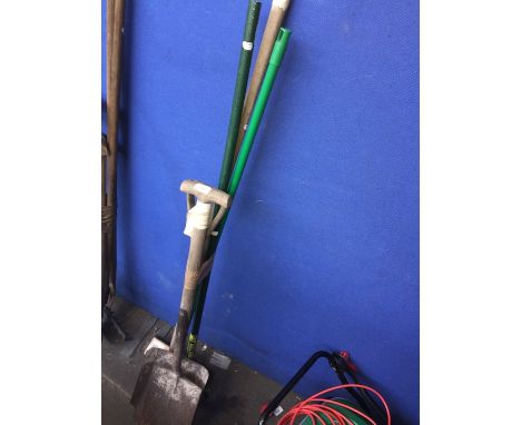 A bundle of garden tools 