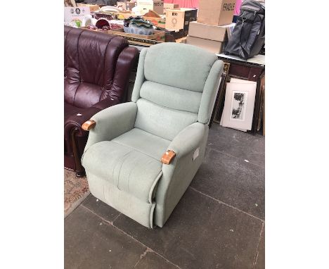 Golding best sale manual recliner