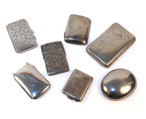 Four silver cigarette cases, one Russian, a curved snuff box, and a Filigree case (7)