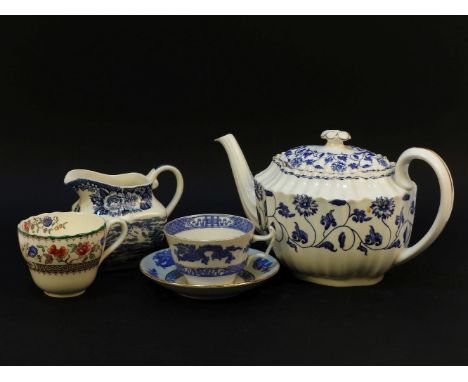 A quantity of Royal Worcester, blue and white dragon pattern dinner wares, together with a quantity of further miscellaneous 