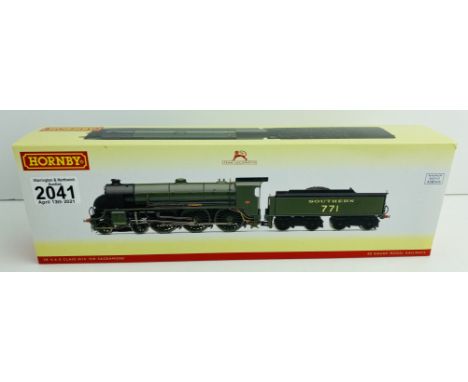Hornby SR N15 Loco with Instructions, Boxed - P&amp;P Group 1 (£14+VAT for the first lot and £1+VAT for subsequent lots) 