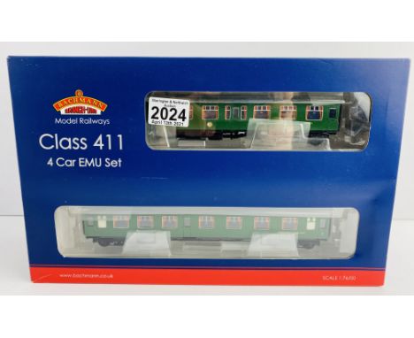 Bachmann 4 Car EMU 411 Loco with Detail Pack, Instructions, Boxed - P&amp;P Group 1 (£14+VAT for the first lot and £1+VAT for
