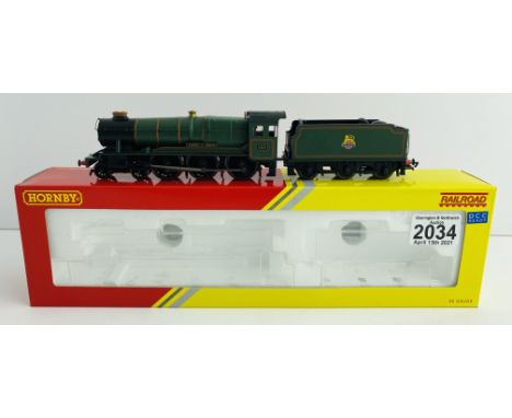 Hornby County of Hants Loco with Detail Pack, Boxed - P&amp;P Group 1 (£14+VAT for the first lot and £1+VAT for subsequent lo