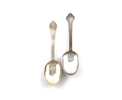 A Charles II silver Lace-back Trefid spoon, marks worn, London 1677, the front of the terminal and reverse of the bowl with f