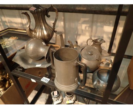 Shelf of mixed pewter including Arts and Crafts examples