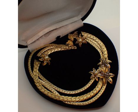 Late 1950s Hattie Carnegie stamped necklace and earrings three strand plated gilt metal matte finish with three stars to one 