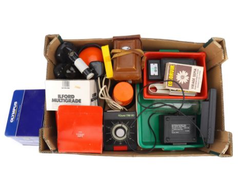 A Mixed Selection of Darkroom Accessories &amp; Sundries, to include a range of developing trays, safe lights, a developing t