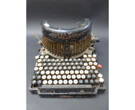A Royal Bar-lock vintage typewriter