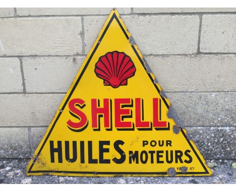 A Shell Huiles pour Moteurs triangular double sided enamel sign, good colour, 30 x 26 1/4".