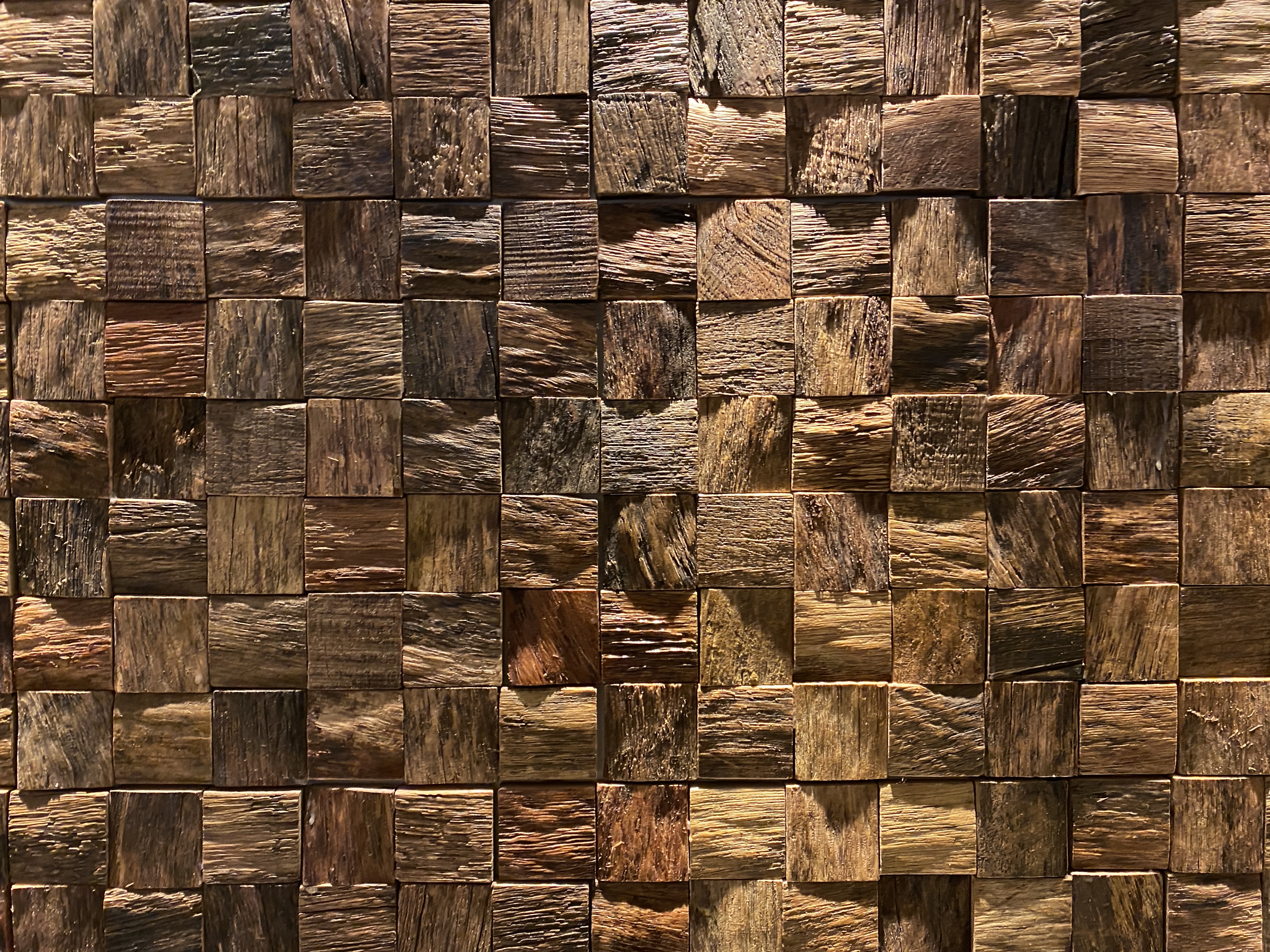 Wood feature effect tiled wall, approx 340cm by 220cm, the tiles are