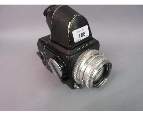 Hasselblad 500C/M medium format roll film camera 