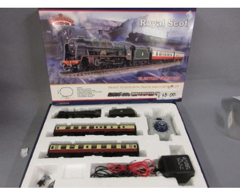 Bachmann boxed Royal Scot electric train set 