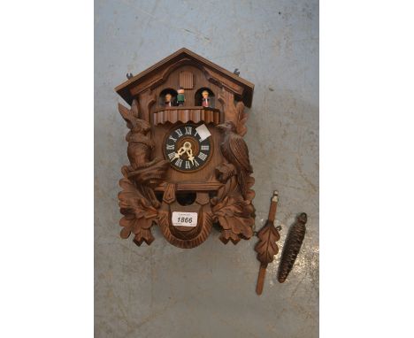 20th Century carved Black Forest cuckoo clock 