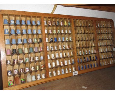 Collection of modern collectors thimbles including: Royal Crown Derby, Wedgwood, Spode and others 
