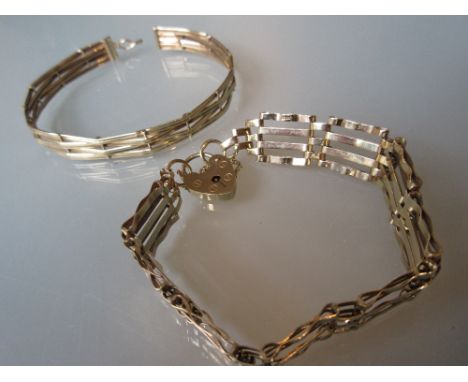 9ct Gold interwoven bangle together with a 9ct gold gate link bracelet 