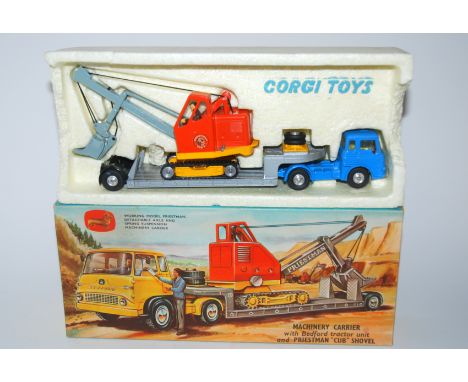 Six Corgi Major models comprising: No.27 Gift Set, Machinery Carrier with Bedford Tractor Unit, 1111 Massey Ferguson "78" Com
