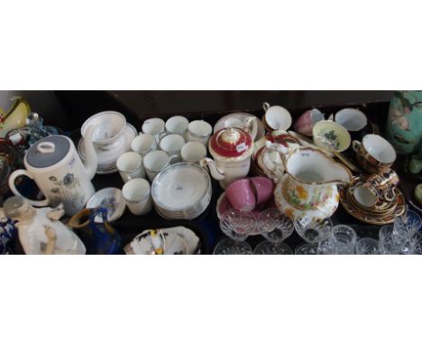 Assorted tea and coffee wares including Royal Crown Derby, Paragon, Susie Cooper, Wedgwood and others Condition Report: Avail