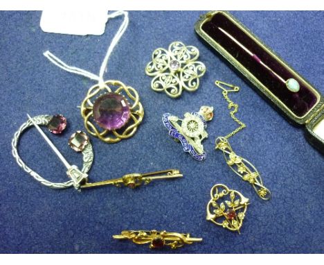 A small collection of Jewellery, including an opal set stick pin, chipped, in Goldsmiths &amp; Silversmiths case, four 9ct ye