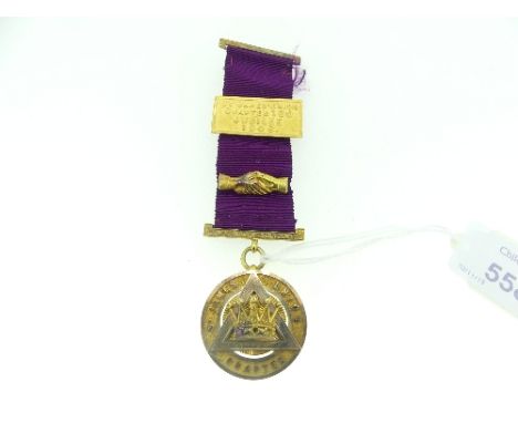 A Masonic 9ct gold Holy Royal Arch Chapter Past Z Jewel, presented to E.Compn. L.B.Pillin in 1880, St. James's Union Chapter 
