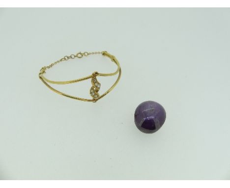 An incomplete 18ct gold Bracelet, the two hinged wirework sections with two interlocked S shapes set ten small diamonds, join