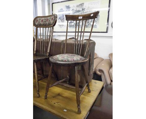 A HARDWOOD COMB BACKED SEWING CHAIR, WITH ROUND SEAT 