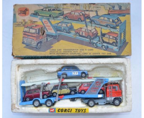Vintage No 41 Corgi Automatic Coupling Tilt Cab Car Transporter (modelled on Carrimore MkIV) with 4 car load (2 missing), wit