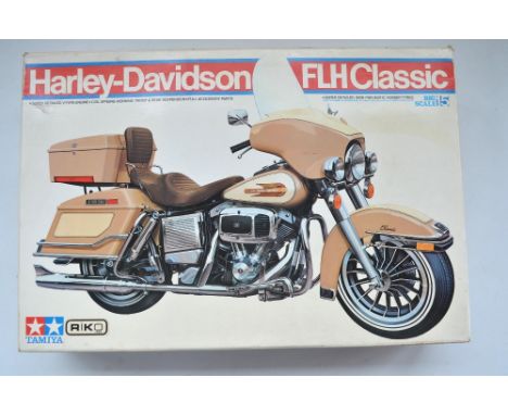 Tamiya 1/6 scale Harley Davidson FLH Classic Big Scale No15 model kit (item no BS0615), un started with all sprues and parts 