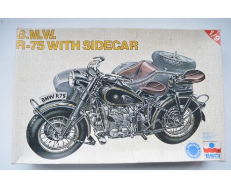 Esci 1/9 scale BMW R75 Motorbike with sidecar motorbike plastic model kit (item no 6003), un started with factory sealed spru