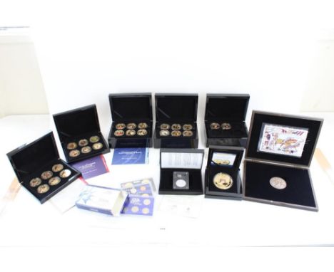 Selection of proof coin sets and individual medallions incl. Bradford Exchange First World War crown collection, House of Win