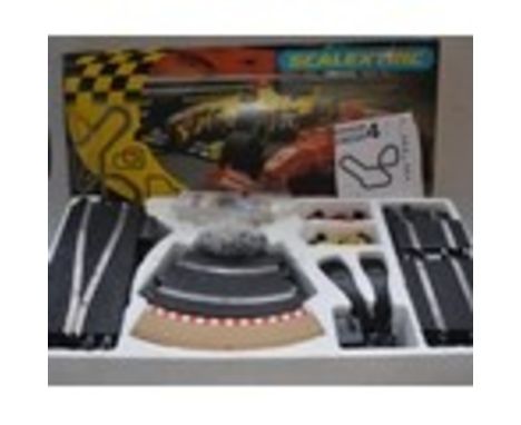 Collection of Scalextric including boxed Formula 1 set Jordan Honda vs Williams with 2 cars, controllers etc and a Scalextric