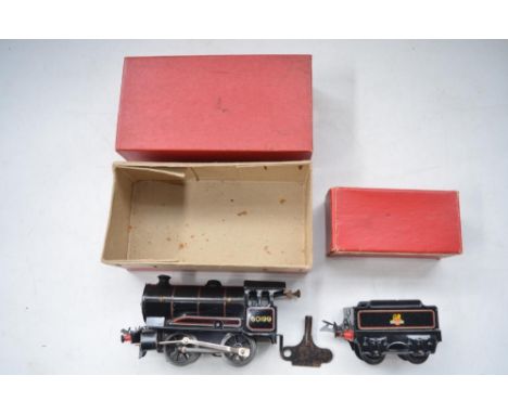 Hornby Trains O gauge clockwork No 50 Locomotive with tender (black) in full working order, with original boxes. Models in ex