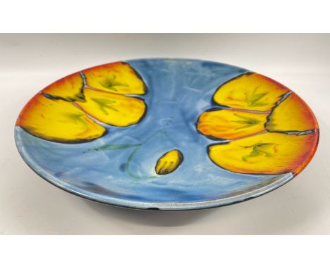 A cheery reminder of summer days - a large POOLE POTTERY charger, 41cm diameter, can be mounted as a wall plaqueApprox 1 piec